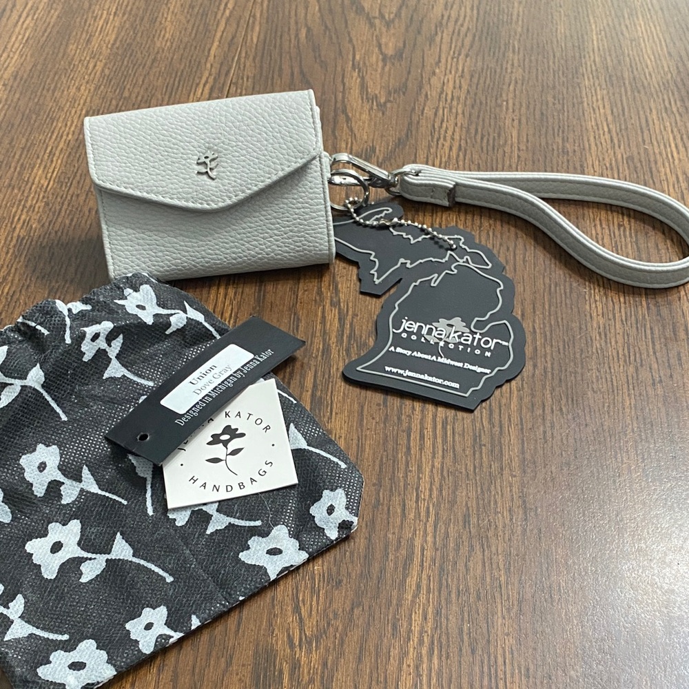 Jenna Kator vegan leather small wallet wristlet in Dove Gray